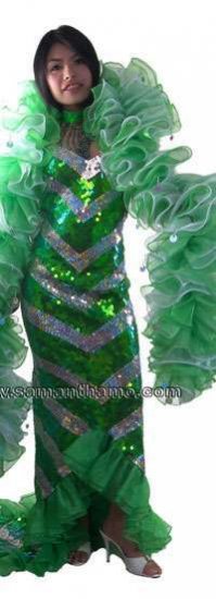 TM2005 TAILOR MADE Sparkling Sequin Cabaret Gown & GIANT BOA - Click Image to Close